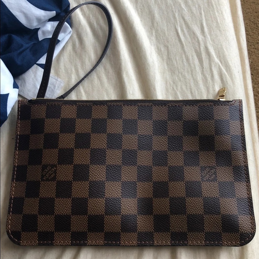 authentic louis vuitton pouch